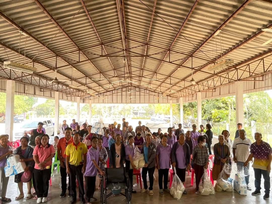 กิจกรรมเรียนรู้ การจัดสวัสดิการ คาราวานบุญ ฮักแพง แบ่งปันน้ำใจ  สร้างรอยยิ้มให้กับผู้สูงอายุ คนพิการ ผู้ป่วยติดเตียง และผู้ด้อยโอกาส ของโรงเรียนผู้สูงอายุองค์การบริหารส่วนตำบลหนองคู