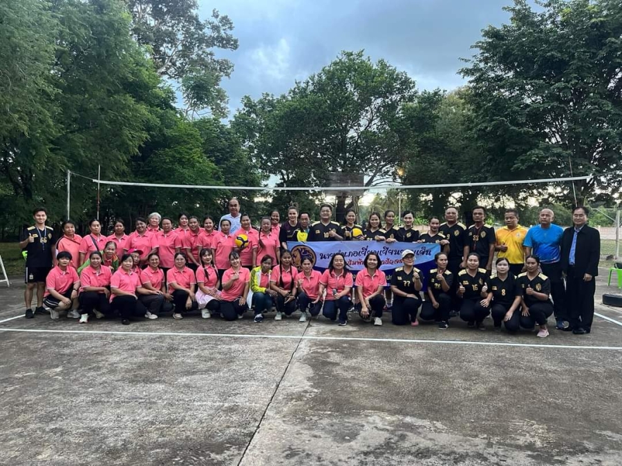 กิจกรรมนายอำเภอเยี่ยมเยียนยามเย็น สานสัมพันธ์ตำบลสัญจร อำเภอเมืองยโสธร ครั้งที่ 6